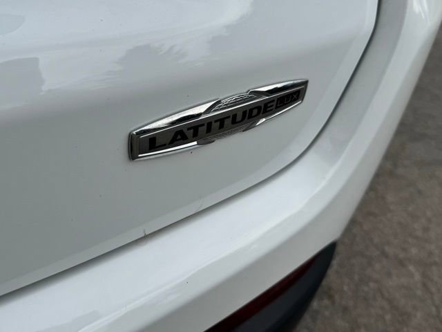 Used 2022 Jeep Compass Latitude image 38