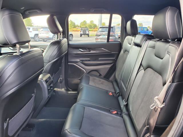 Used 2022 Jeep Grand Cherokee Altitude image 25