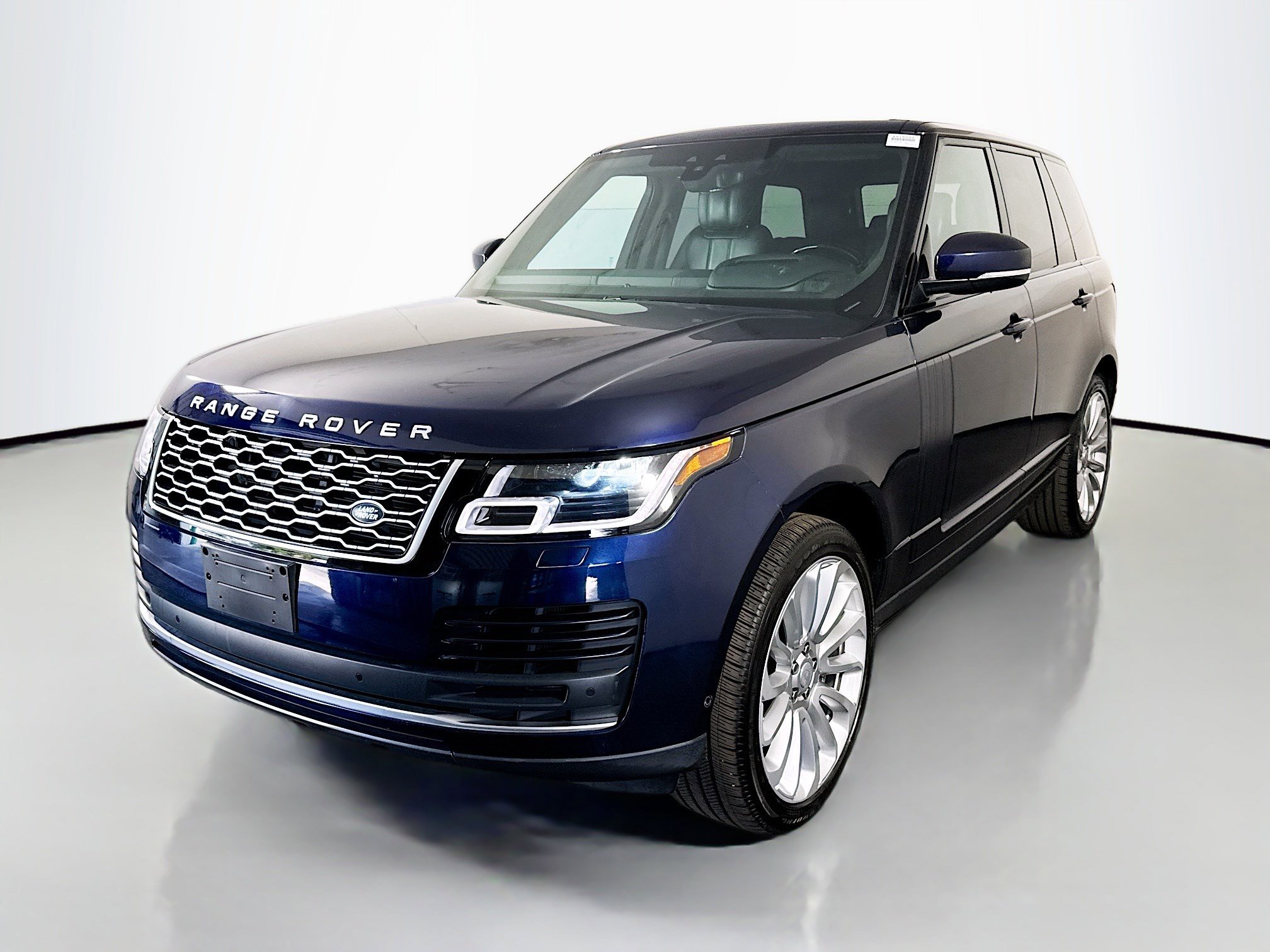 Used 2019 Land Rover Range Rover HSE AWD/4WD image 4