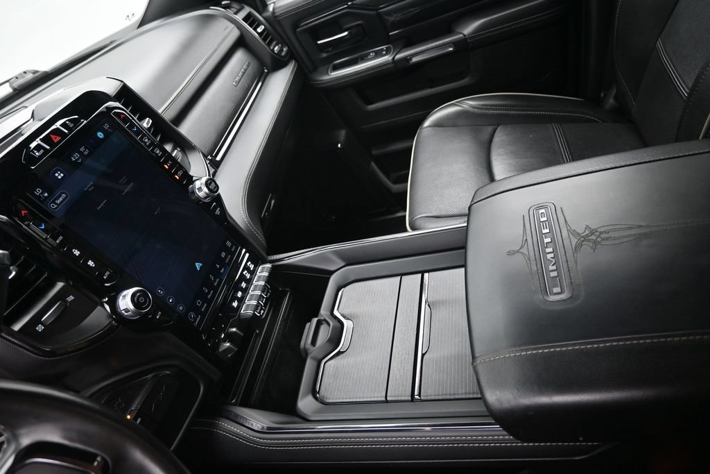 Used 2022 RAM 2500 Limited AWD/4WD image 20
