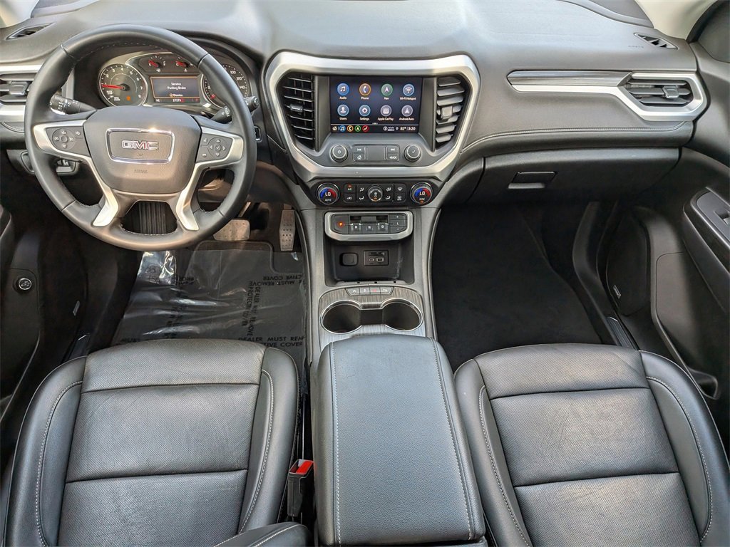 Used 2023 GMC Acadia SLT image 16