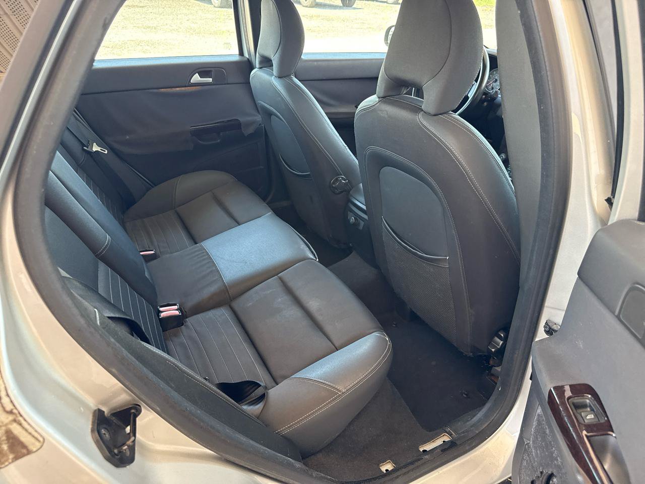 Used 2007 Volvo S40 2.4i FWD image 7