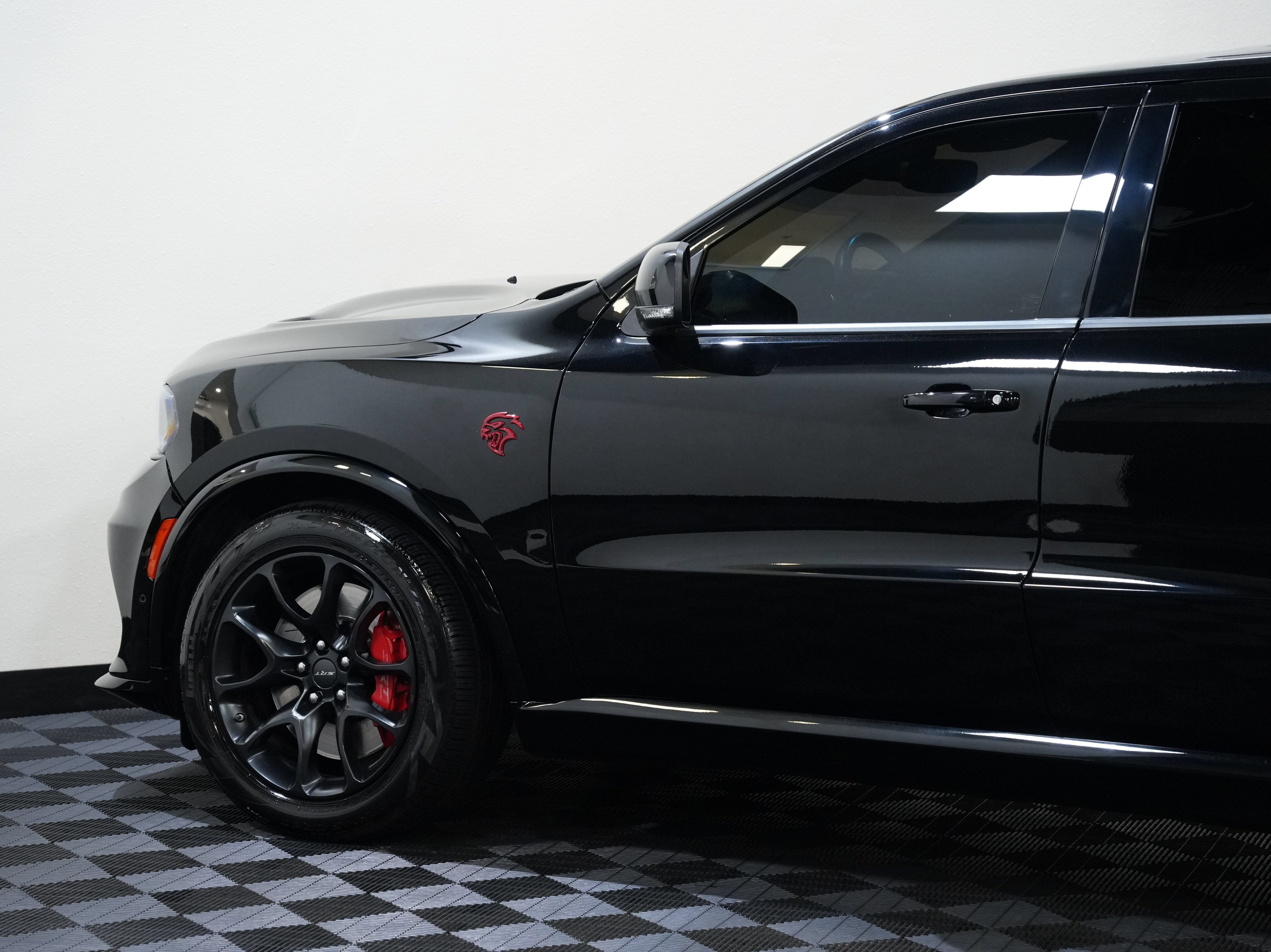 Used 2021 Dodge Durango SRT Hellcat w/ Technology Group AWD/4WD image 18