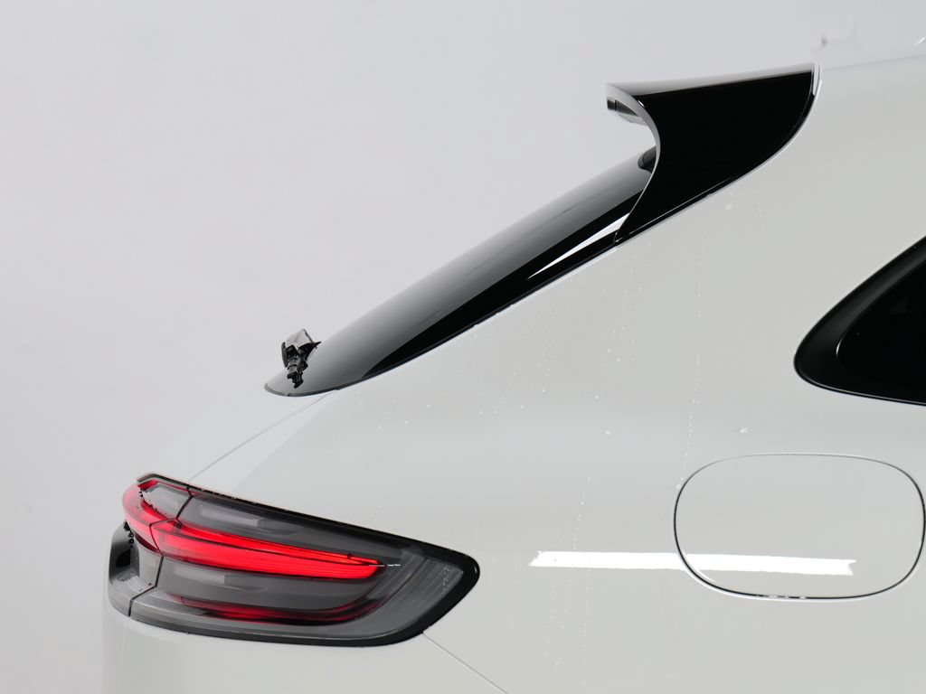 Certified 2026 Porsche Macan AWD/4WD image 21