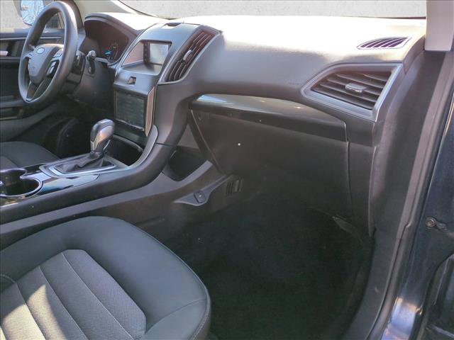 Used 2017 Ford Edge SE image 22