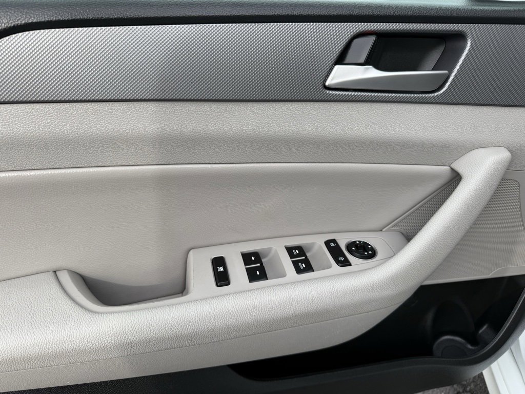 Used 2018 Hyundai Sonata SEL image 17
