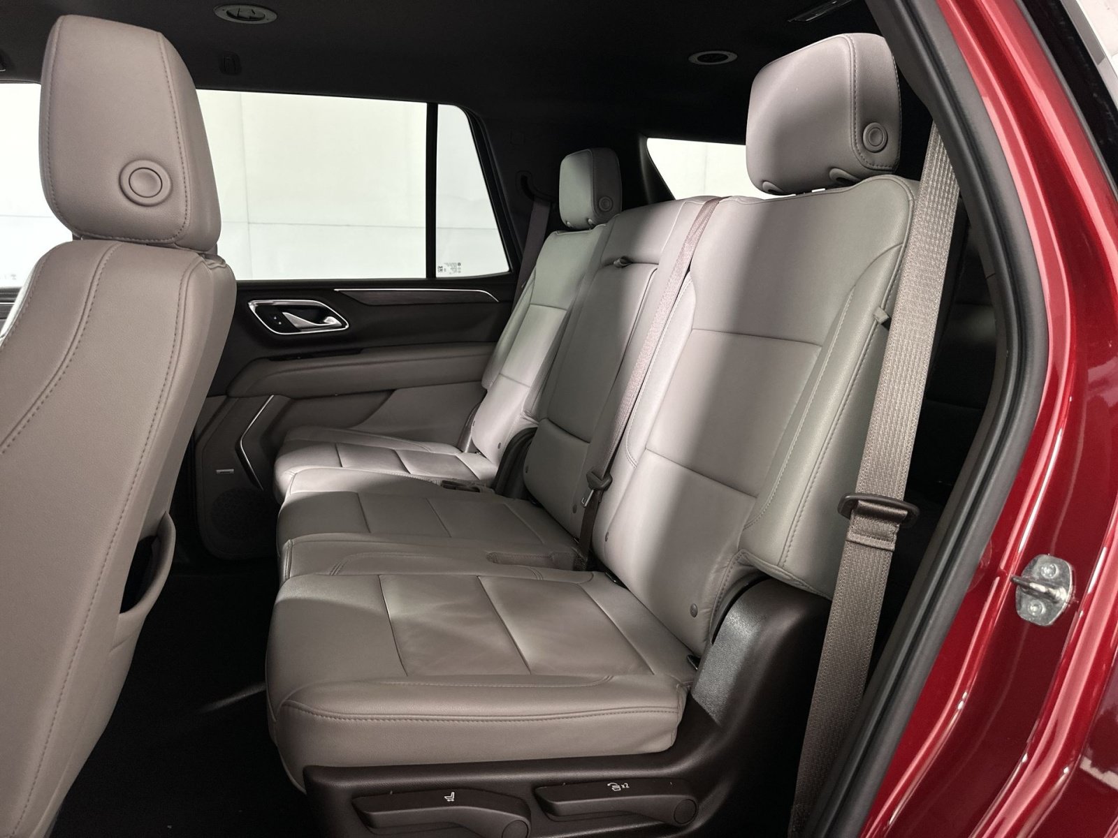Used 2022 Chevrolet Tahoe LT AWD/4WD image 25