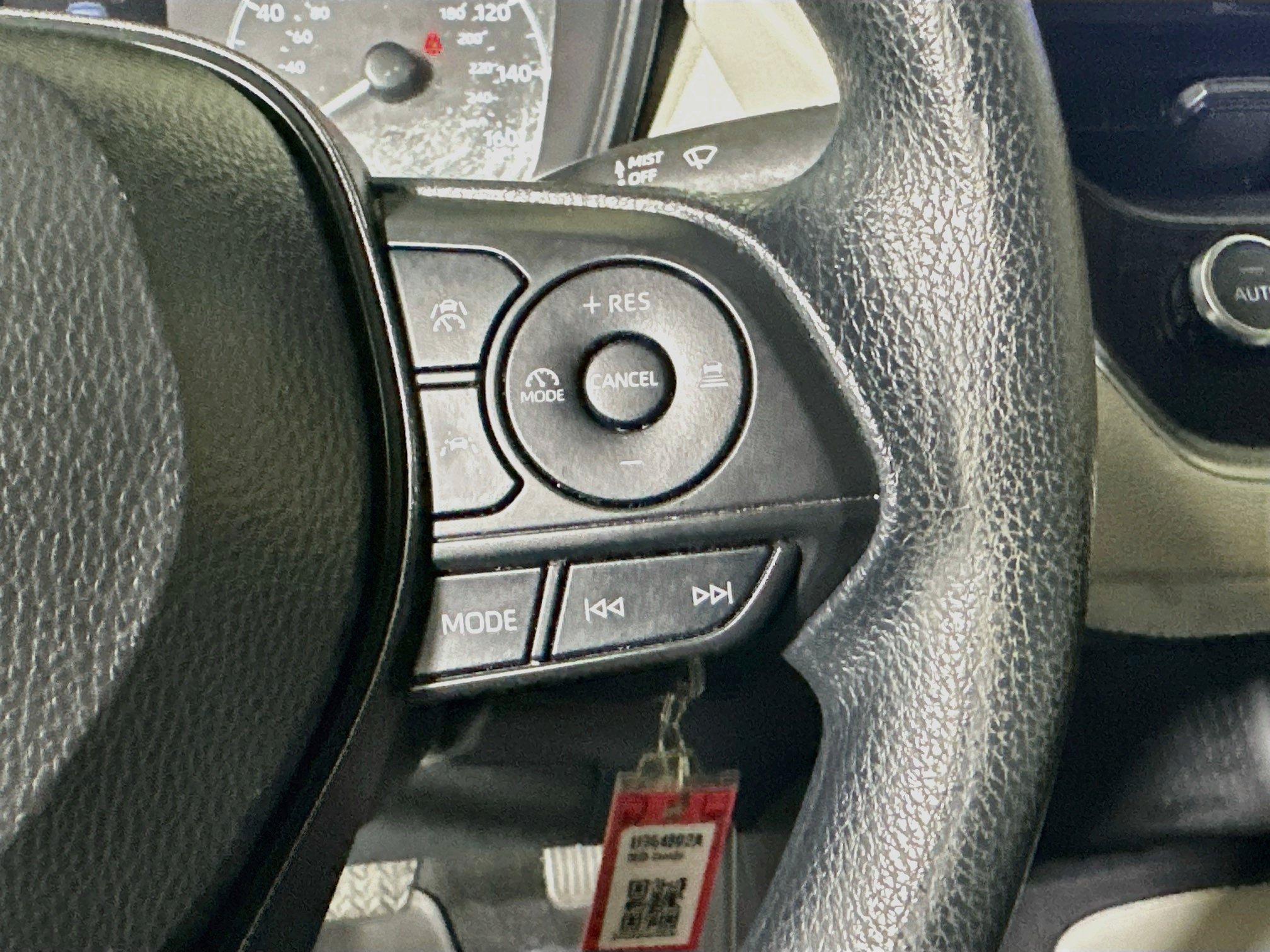 Used 2025 Toyota Corolla LE FWD image 17