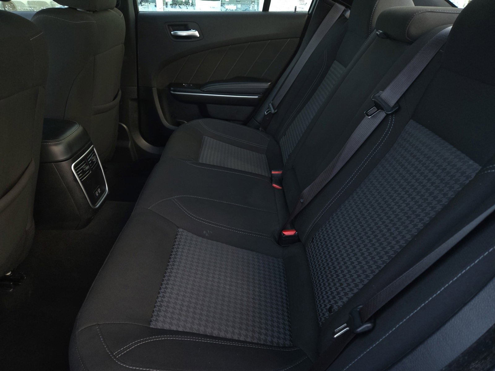 Used 2023 Dodge Charger SXT image 9