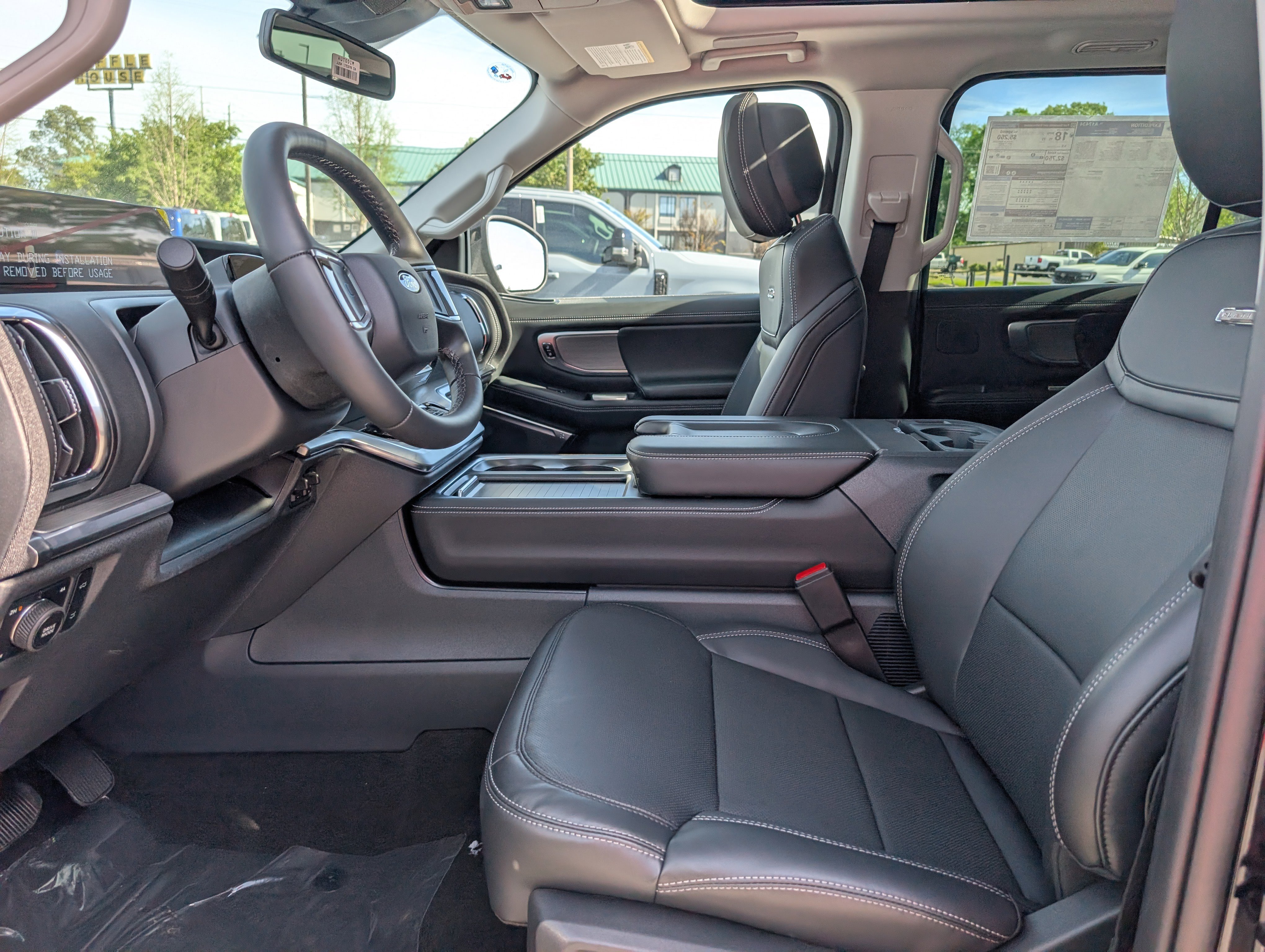 New 2026 Ford Expedition Platinum image 21