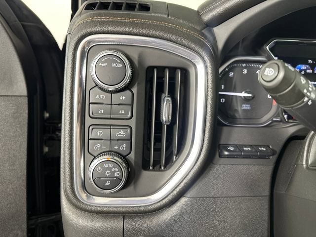 Used 2022 GMC Sierra 2500 AT4 w/ AT4 Preferred Package image 18