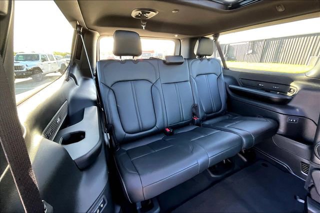 New 2026 Jeep Grand Wagoneer L Limited image 29