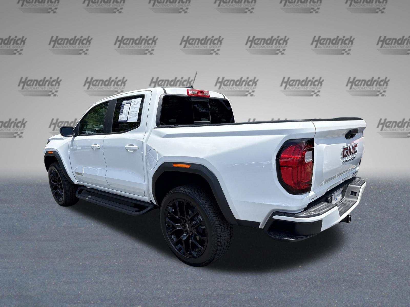 Used 2024 GMC Canyon Elevation w/ Convenience Package RWD image 8