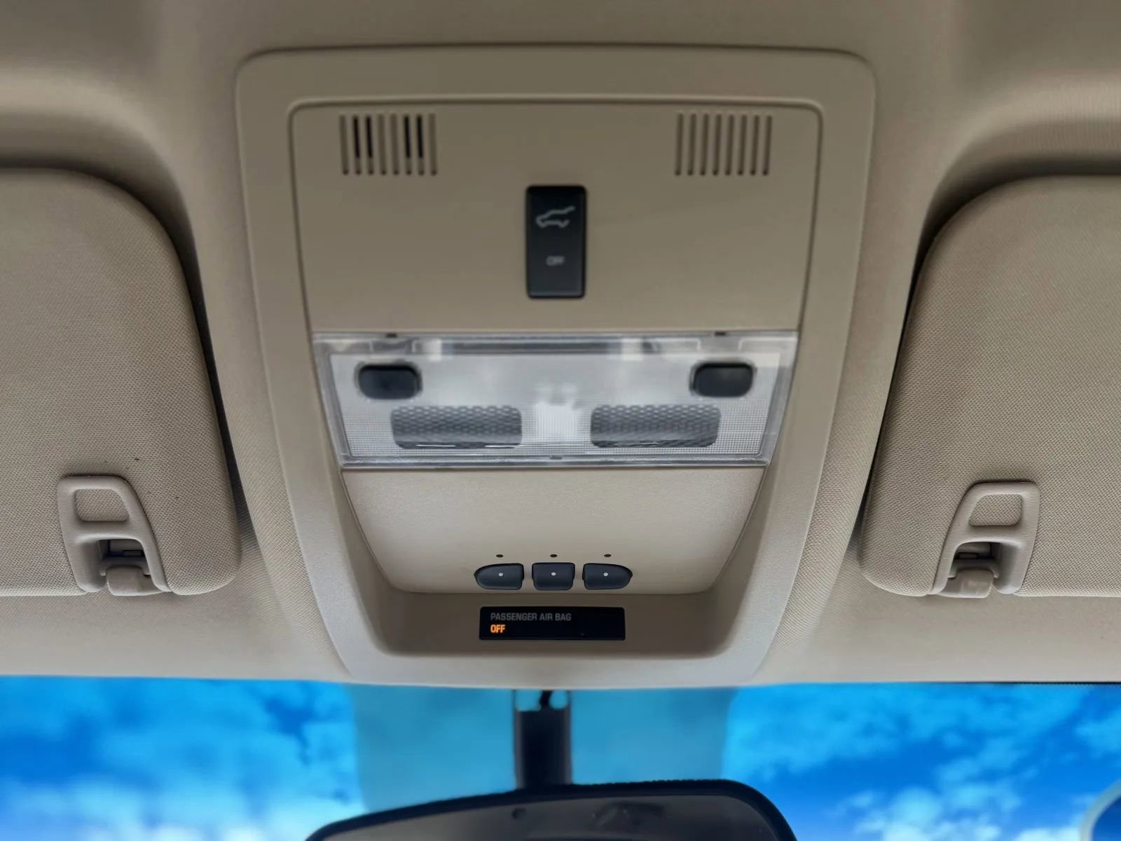 Used 2010 Chevrolet Suburban LT w/ Luxury Package image 33