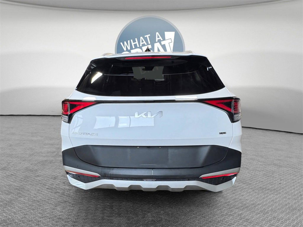 Certified 2024 Kia Sportage EX image 5