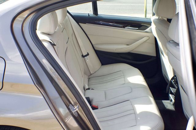 Used 2018 BMW 530i image 51