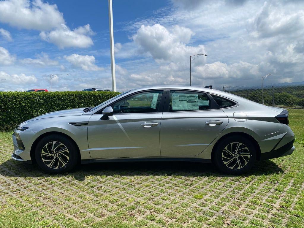 New 2026 Hyundai Sonata Blue FWD image 4