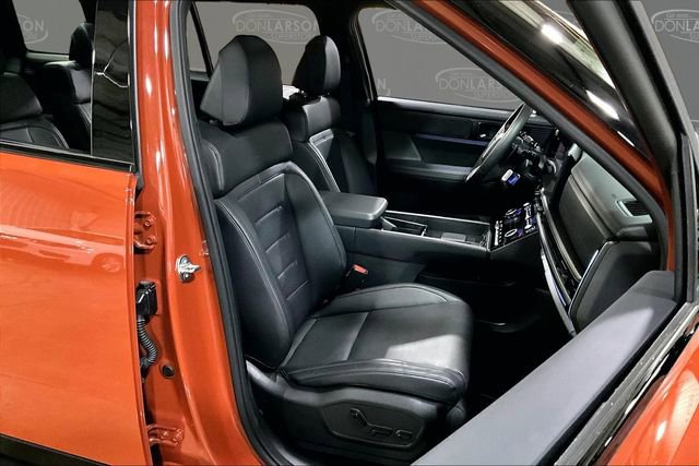 Used 2025 Hyundai Santa Fe Calligraphy AWD/4WD image 15