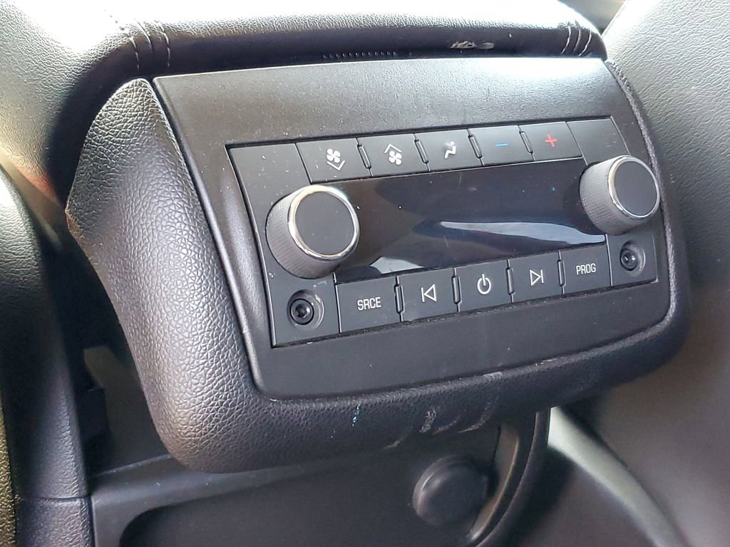 Used 2017 Chevrolet Traverse LT FWD image 29