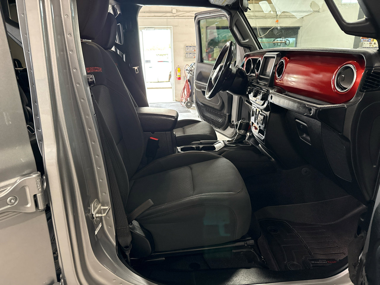 Used 2020 Jeep Gladiator Rubicon image 47