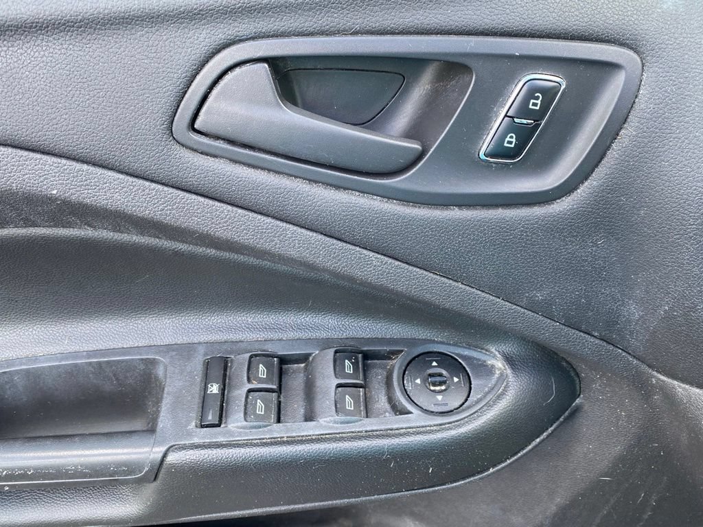 Used 2015 Ford Escape S FWD image 13