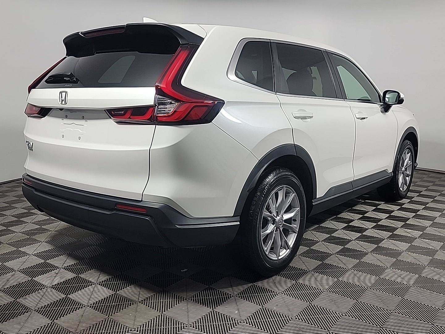 Certified 2023 Honda CR-V EX image 3