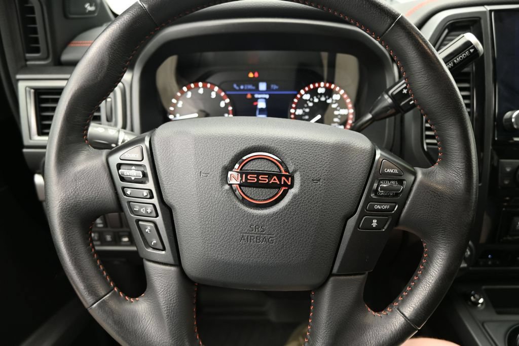 Used 2024 Nissan Titan PRO-4X w/ Pro-4x Convenience Package AWD/4WD image 17