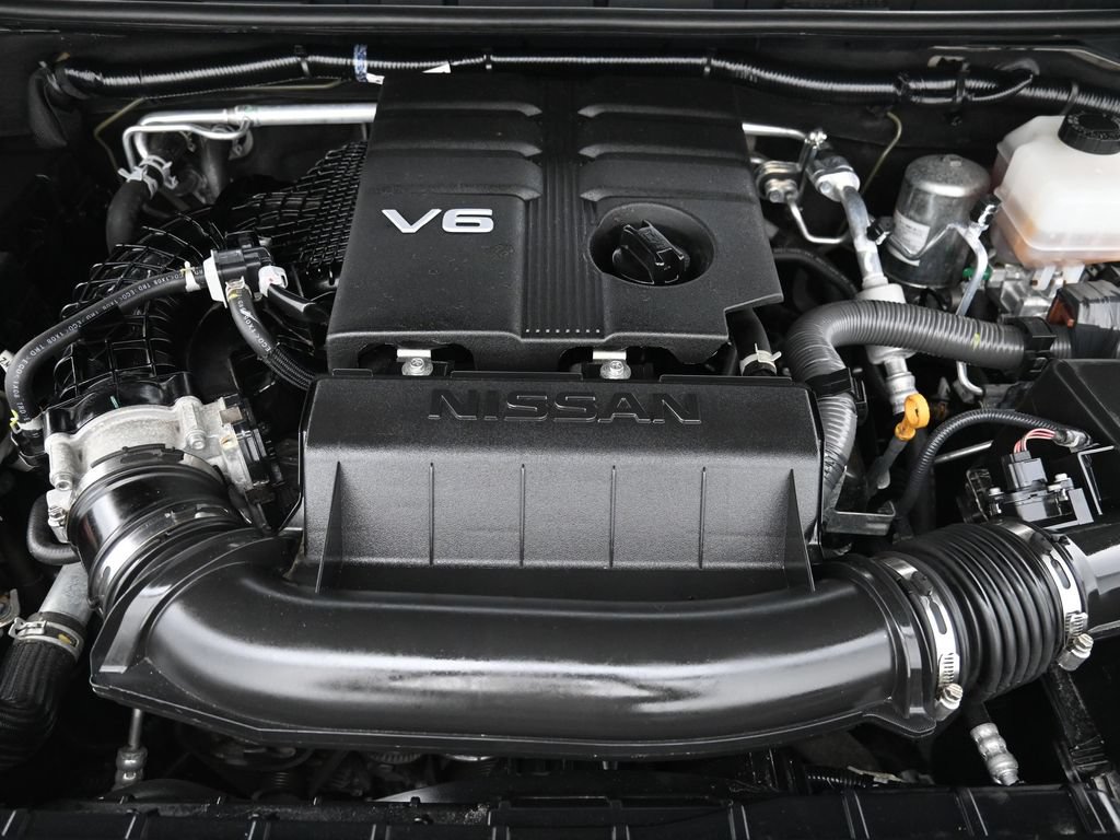 Used 2022 Nissan Frontier PRO-4X AWD/4WD image 19