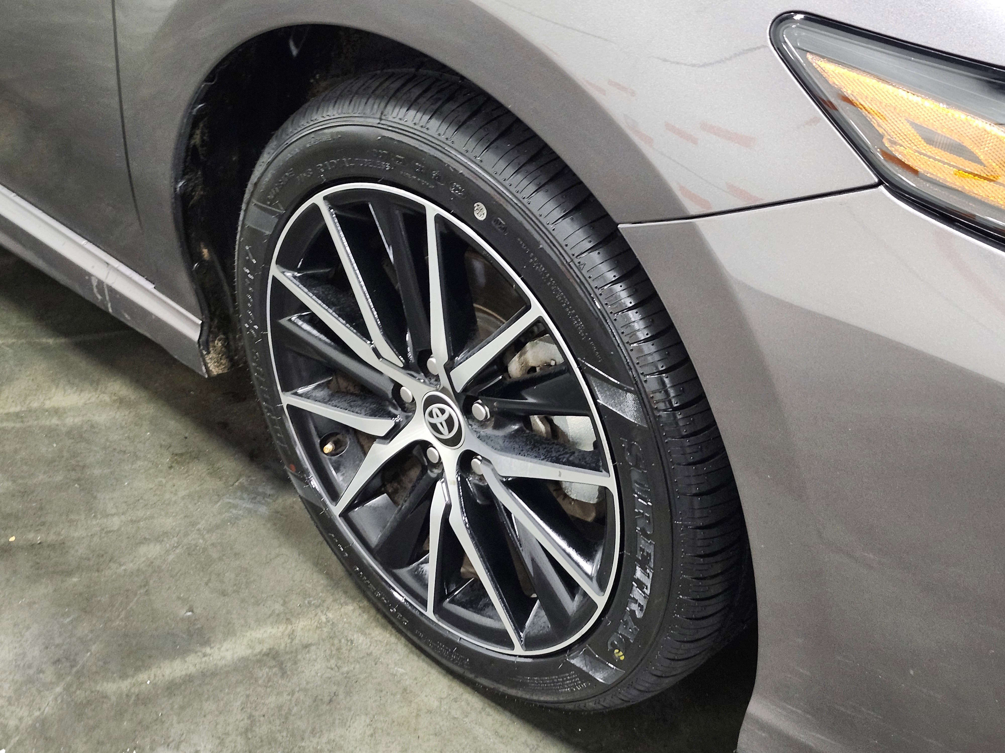 Used 2024 Toyota Camry SE w/ Convenience Package FWD image 32