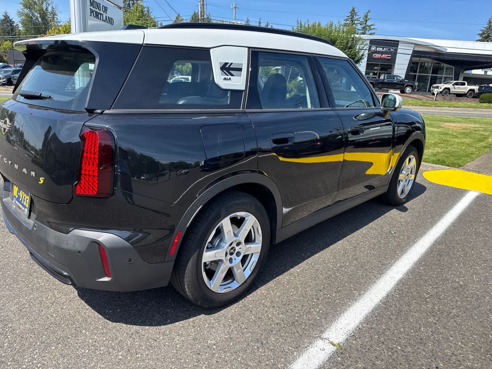 Used 2025 MINI Cooper Countryman SE AWD/4WD image 4