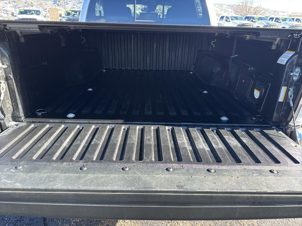 Used 2022 Toyota Tacoma TRD Off-Road image 9
