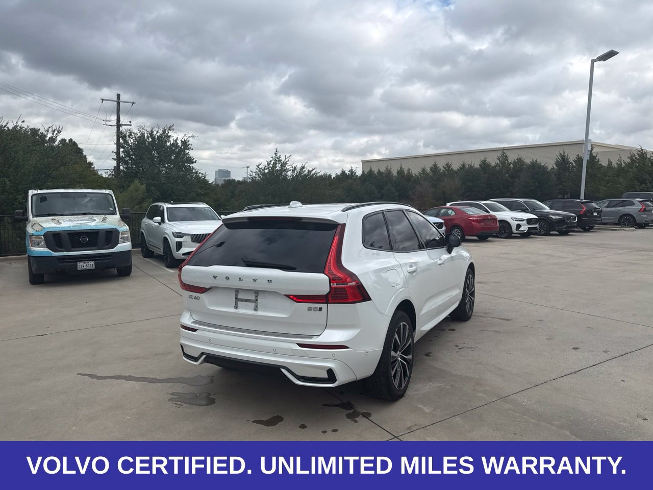 Certified 2024 Volvo XC60 B5 Plus w/ Protection Package Premier AWD/4WD image 14