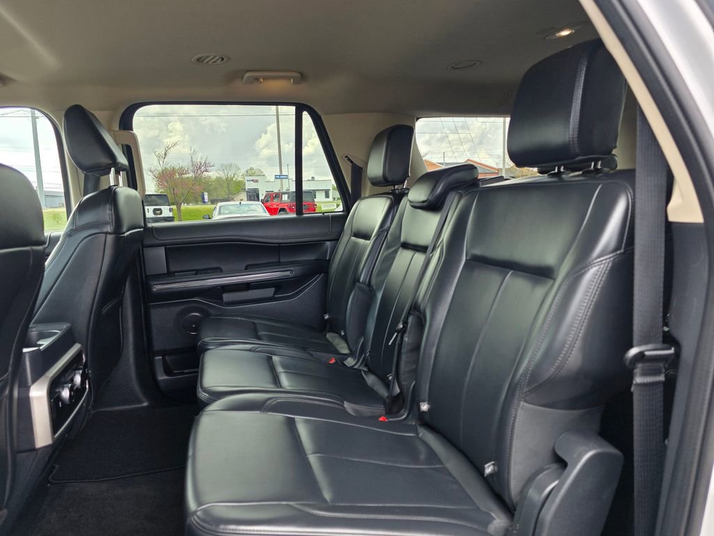 Used 2023 Ford Expedition Max XLT AWD/4WD image 33
