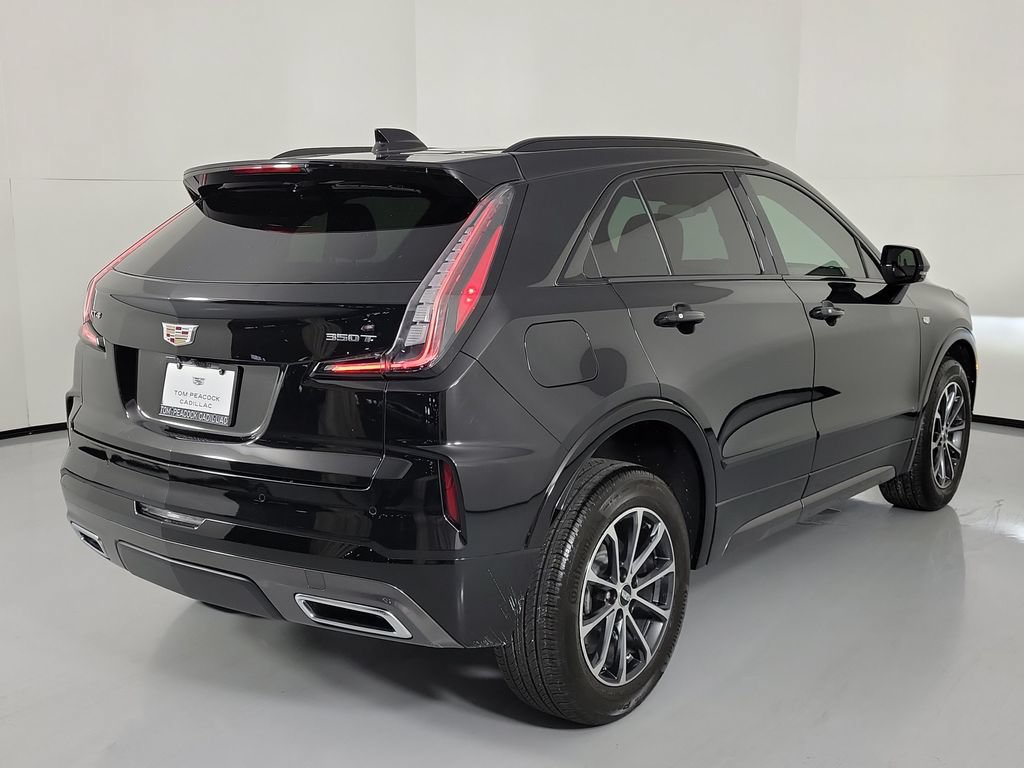 Certified 2024 Cadillac XT4 Sport FWD image 3