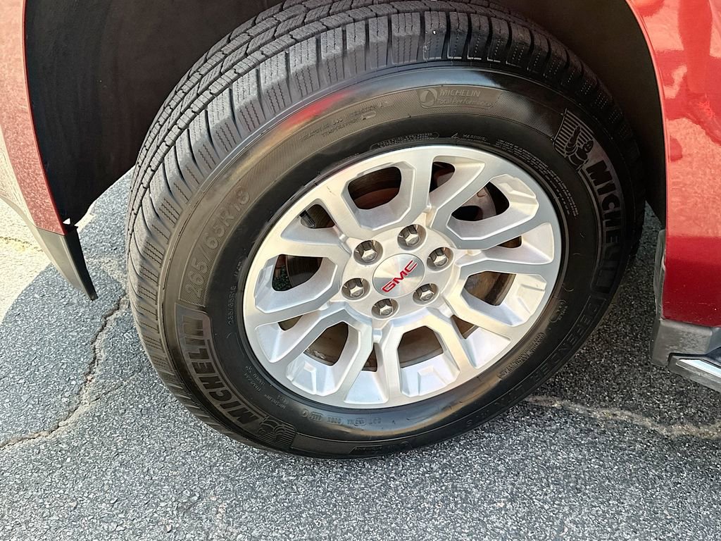 Used 2017 GMC Yukon SLT image 24