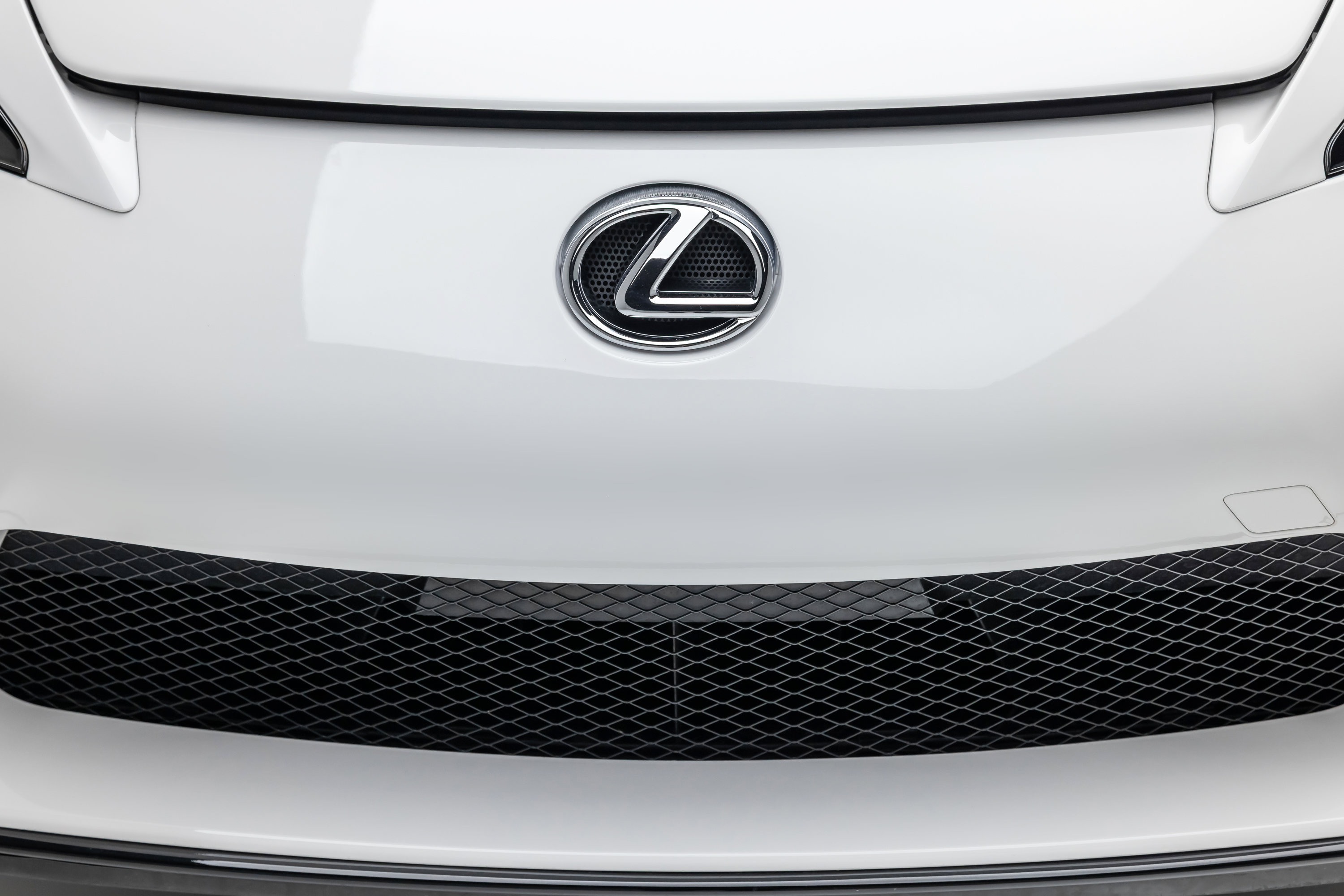 Used 2012 Lexus LFA RWD image 15