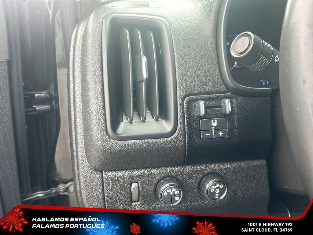 Used 2018 Chevrolet Colorado ZR2 w/ ZR2 Midnight Special Edition AWD/4WD image 16