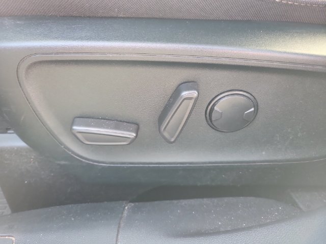 Used 2022 Ford Escape SE w/ Convenience Package FWD image 38