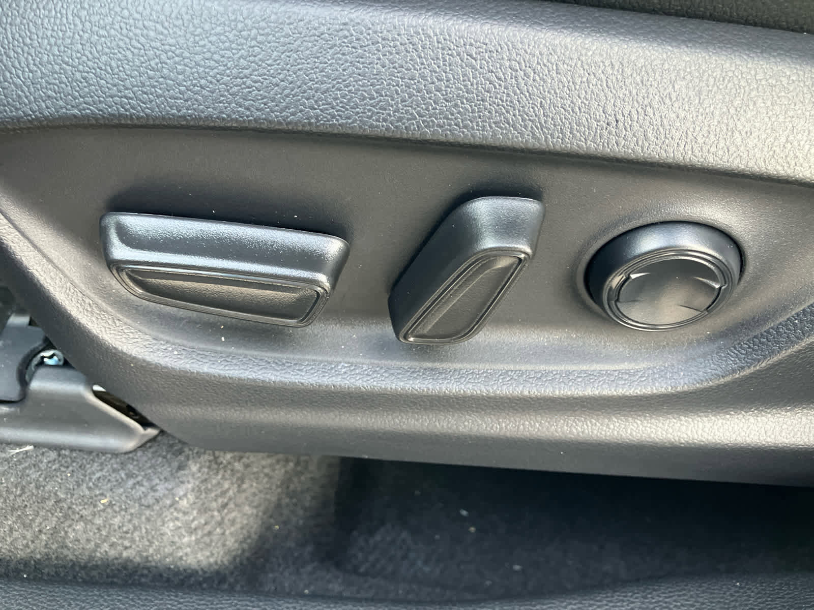 Certified 2026 Toyota Corolla Cross XLE w/ Convenience Package AWD/4WD image 12