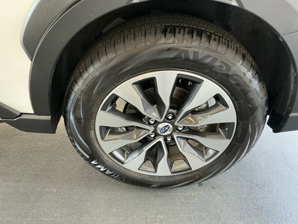 Certified 2025 Subaru Outback Limited XT AWD/4WD image 27