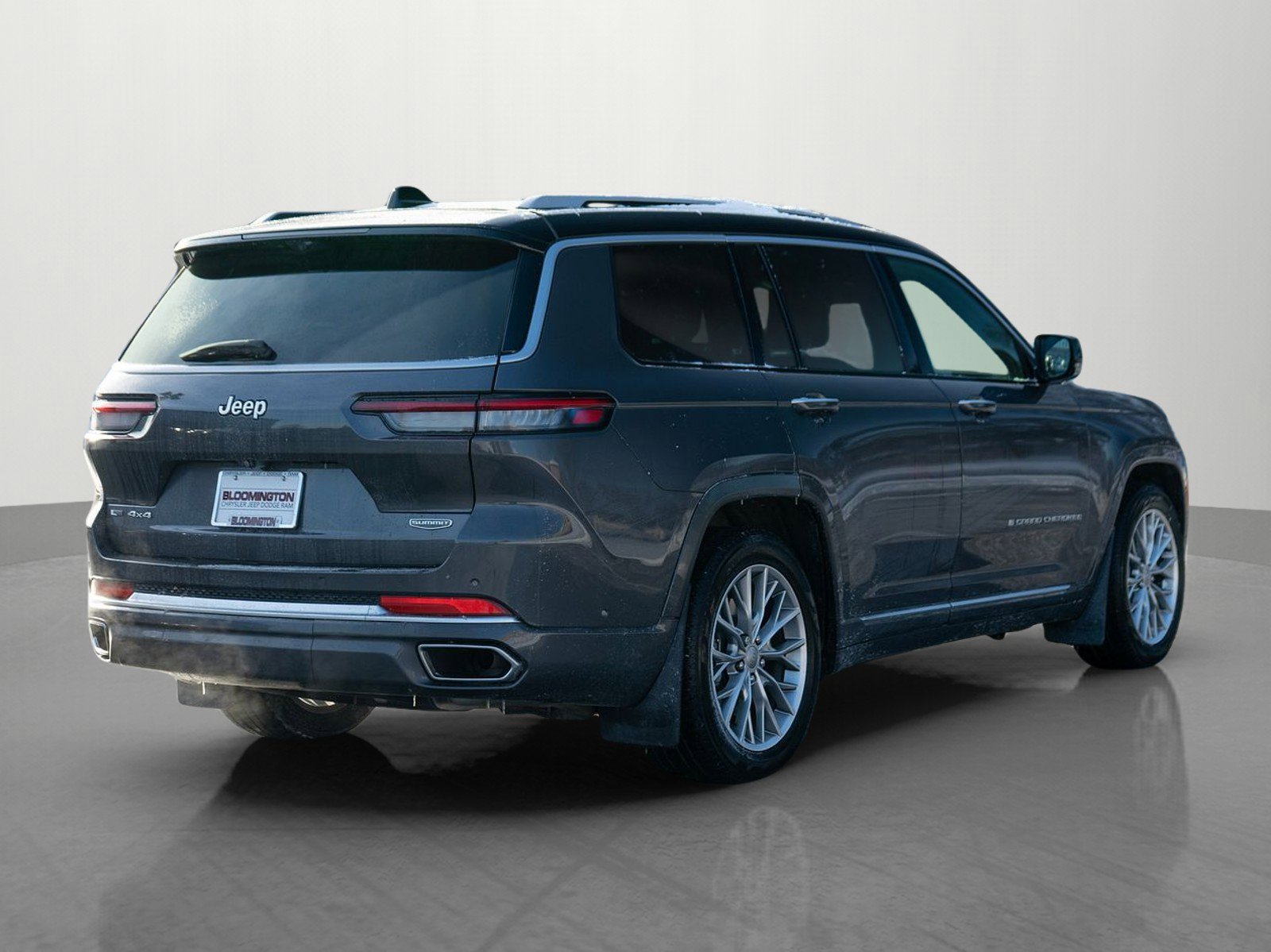 Used 2023 Jeep Grand Cherokee L Summit w/ Advanced Protech Group IV image 7