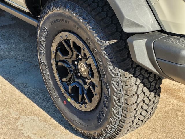 New 2025 Ford Bronco Badlands image 5