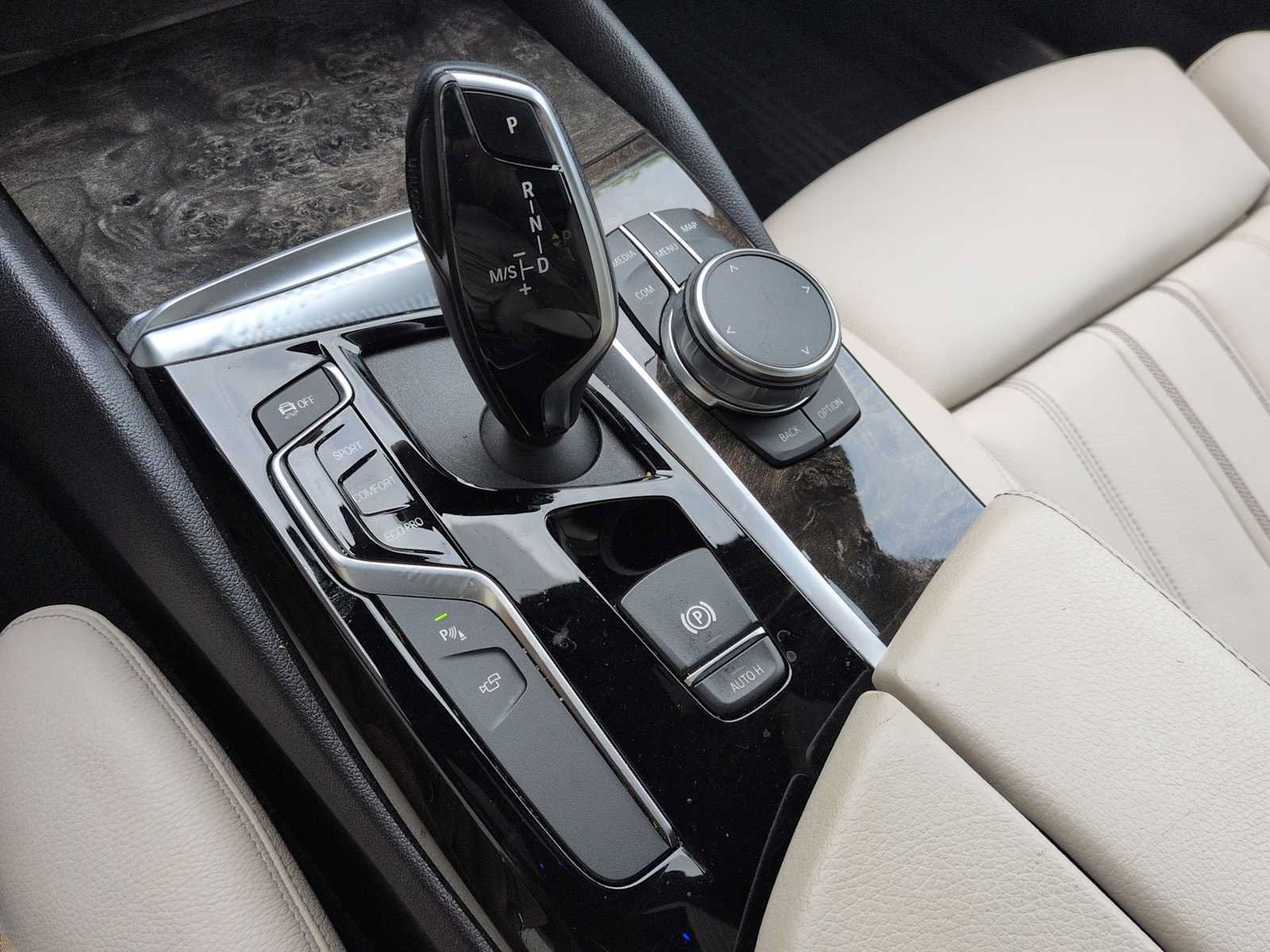 Used 2020 BMW 540i xDrive w/ Premium Package AWD/4WD image 34