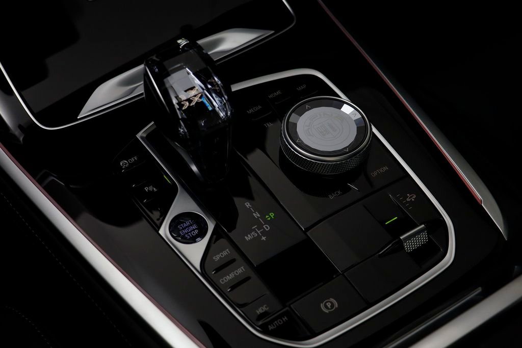 New 2026 BMW ALPINA XB7 AWD/4WD image 15