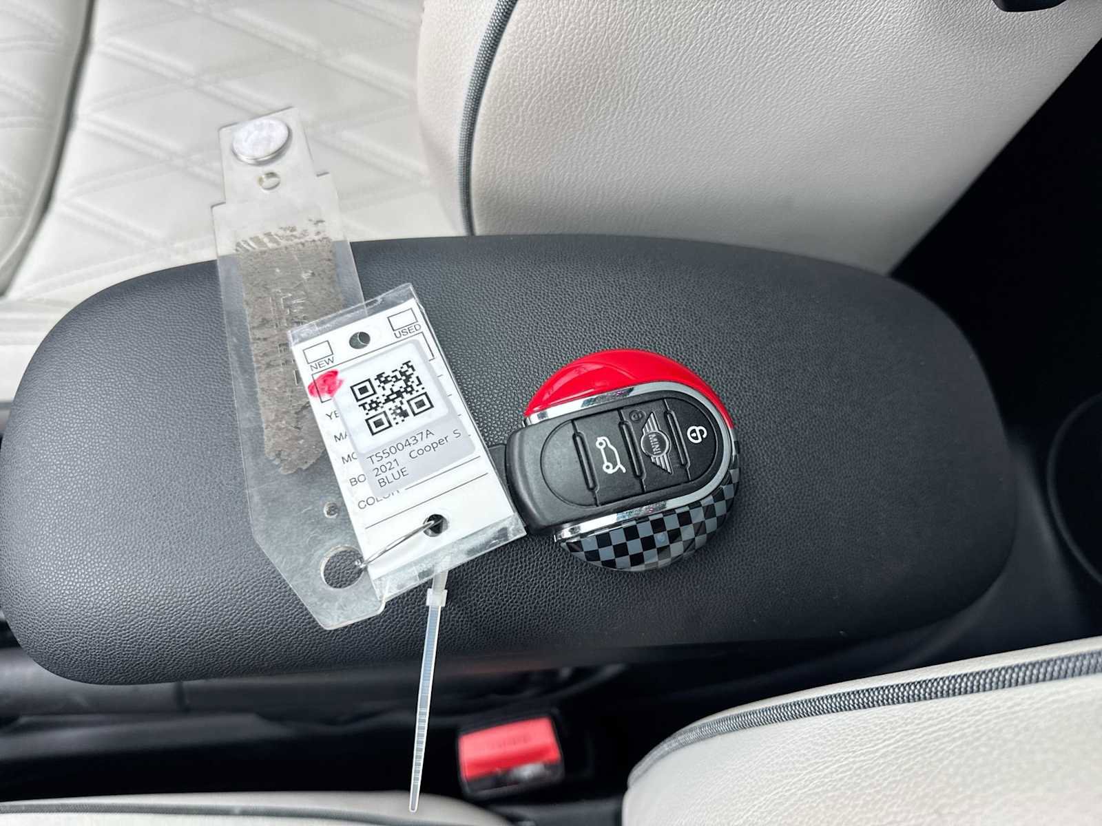 Used 2021 MINI Cooper S image 34