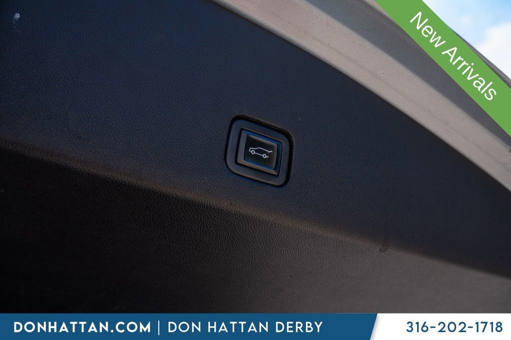 Used 2023 Cadillac XT6 Luxury FWD image 36