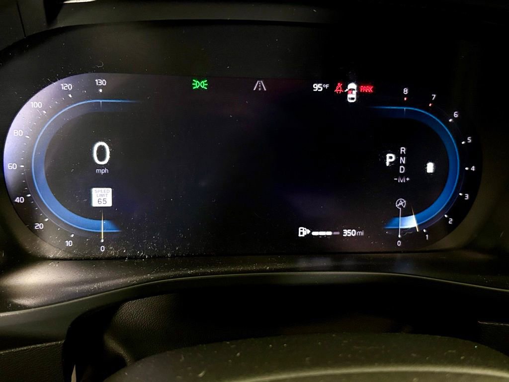 Used 2023 Volvo XC40 B5 Plus w/ Protection Package image 24