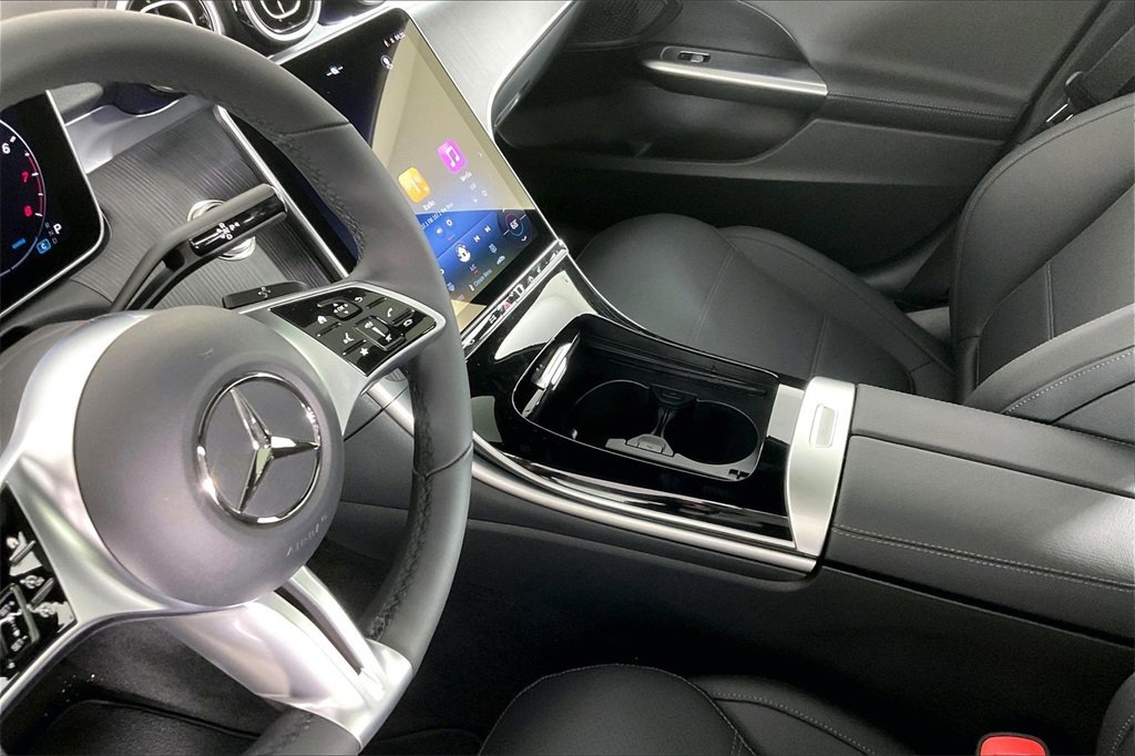 New 2026 Mercedes-Benz C 300 4MATIC Sedan image 8
