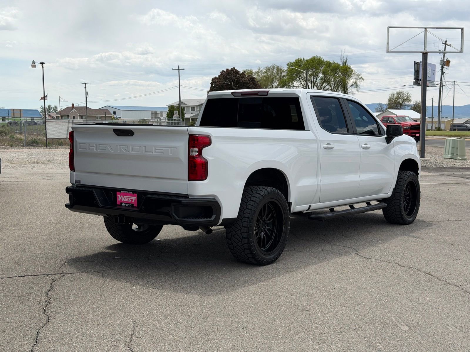 Used 2022 Chevrolet Silverado 1500 LT w/ All Star Edition Plus AWD/4WD image 7