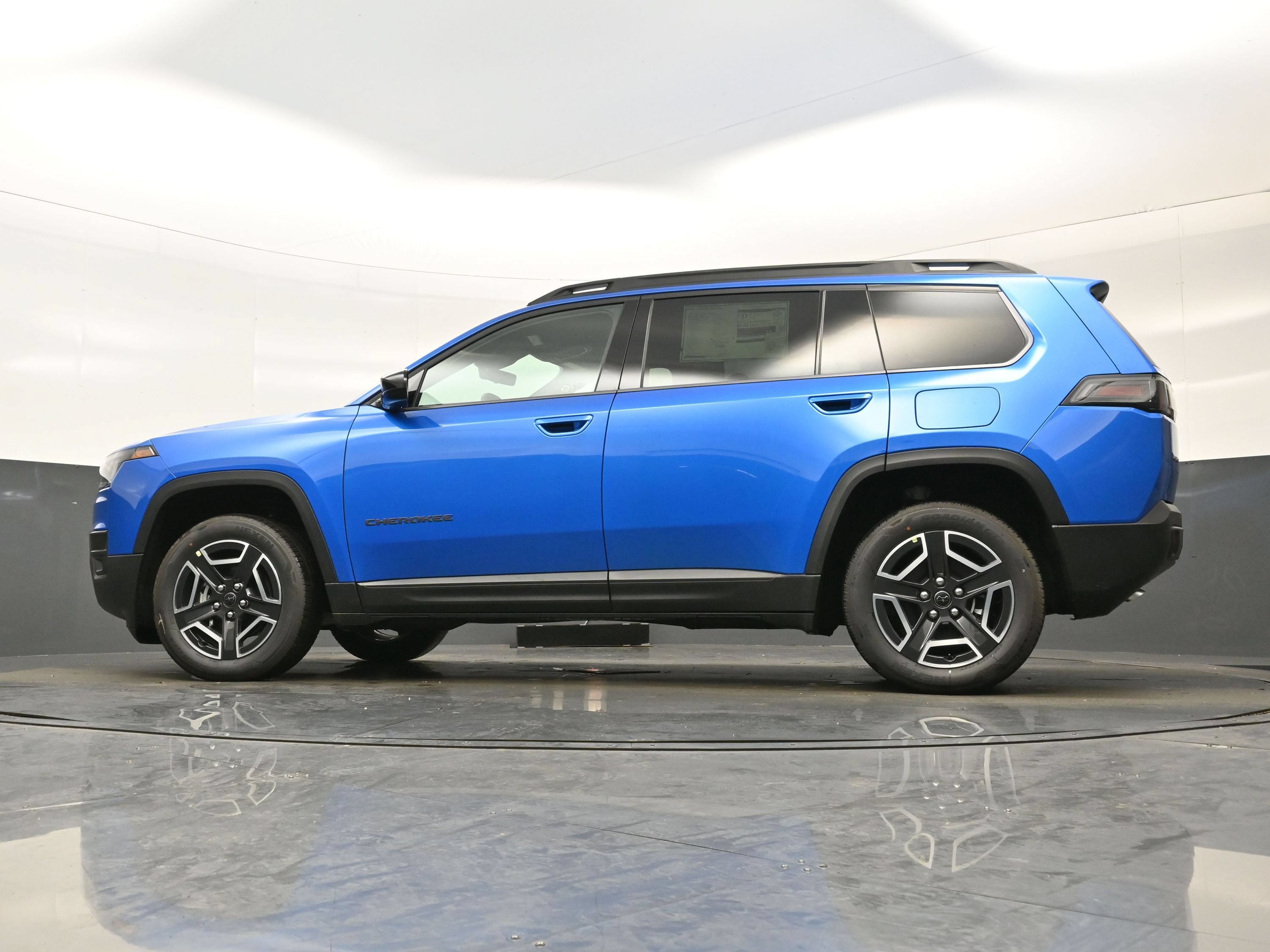 New 2026 Jeep Cherokee Laredo AWD/4WD image 15
